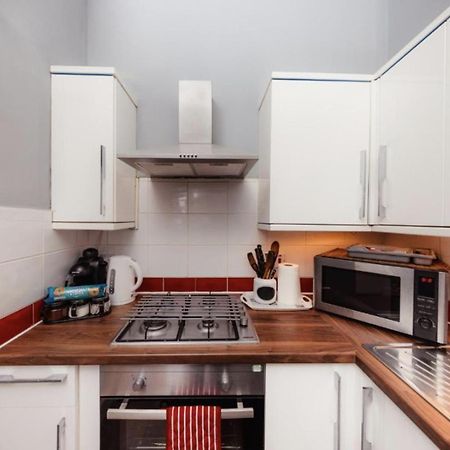 Warm Apartment By Holyrood Palace! إدنبرة المظهر الخارجي الصورة