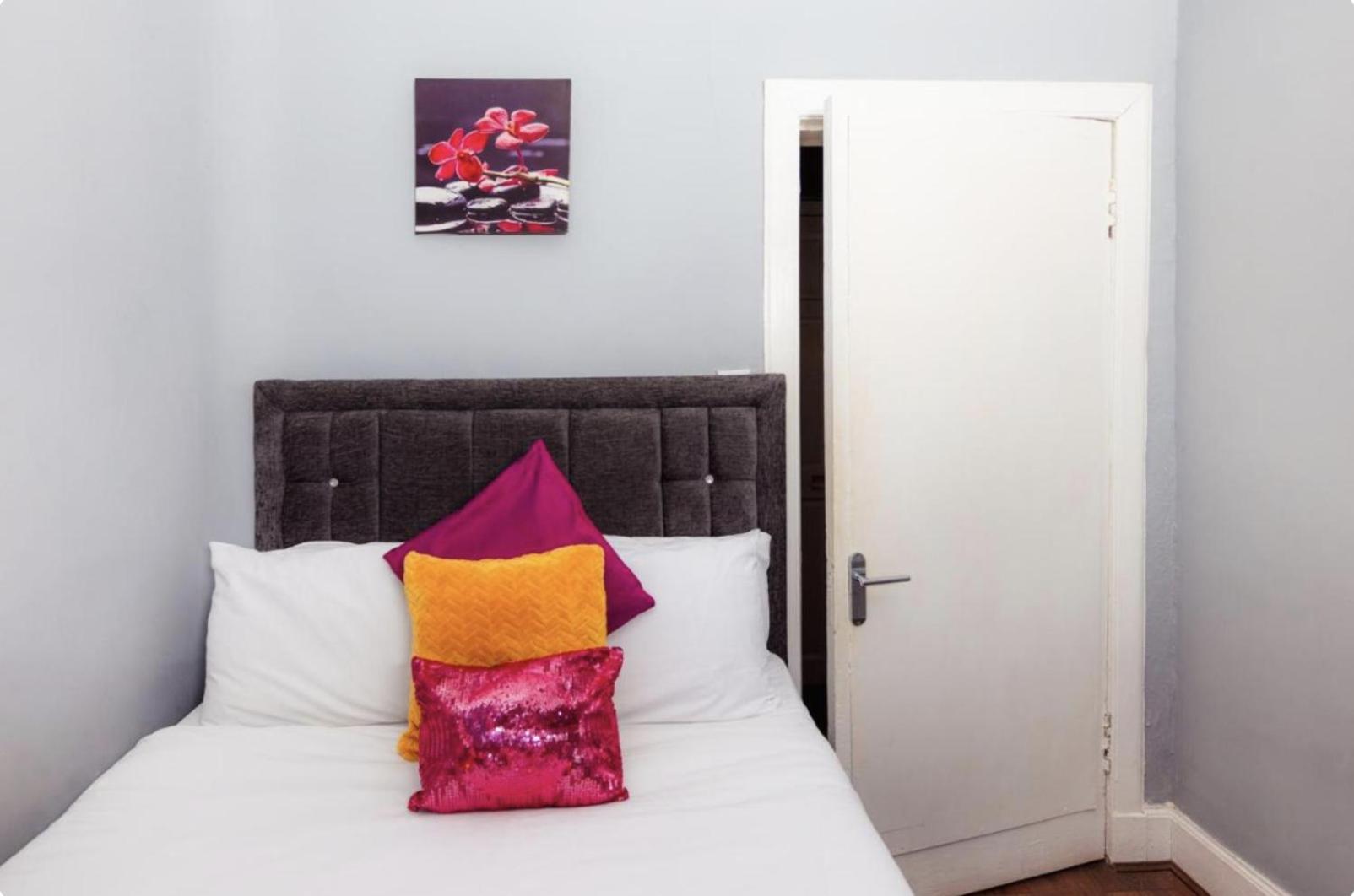 Warm Apartment By Holyrood Palace! إدنبرة المظهر الخارجي الصورة