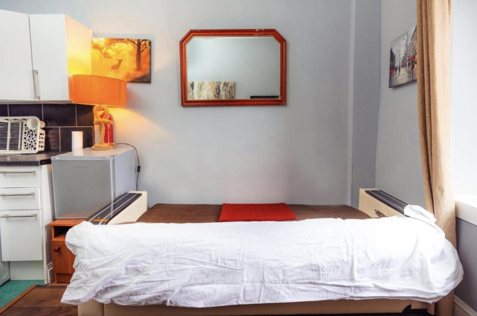 Warm Apartment By Holyrood Palace! إدنبرة المظهر الخارجي الصورة